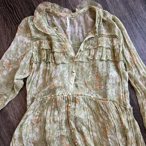 By Anthropologie Long Sleeve Sheer Hanky-Hem Midi Dress - Picture 10 of 13